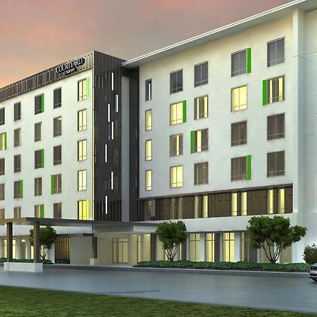 Courtyard By Marriott Lake City Buitenkant foto