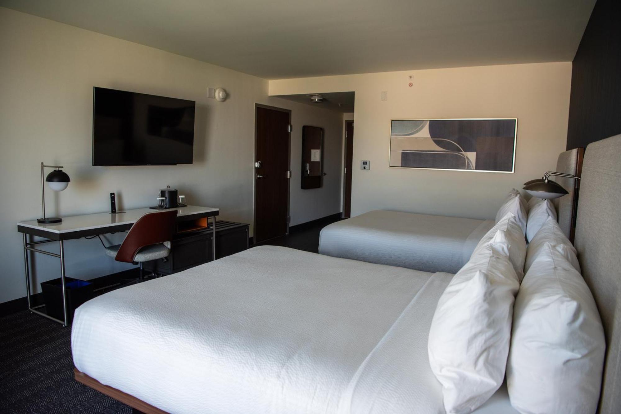 Courtyard By Marriott Lake City Buitenkant foto