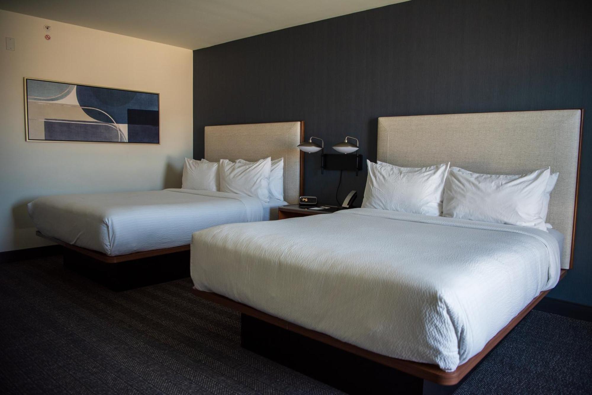Courtyard By Marriott Lake City Buitenkant foto
