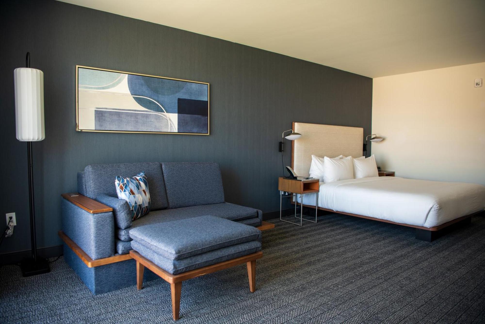 Courtyard By Marriott Lake City Buitenkant foto