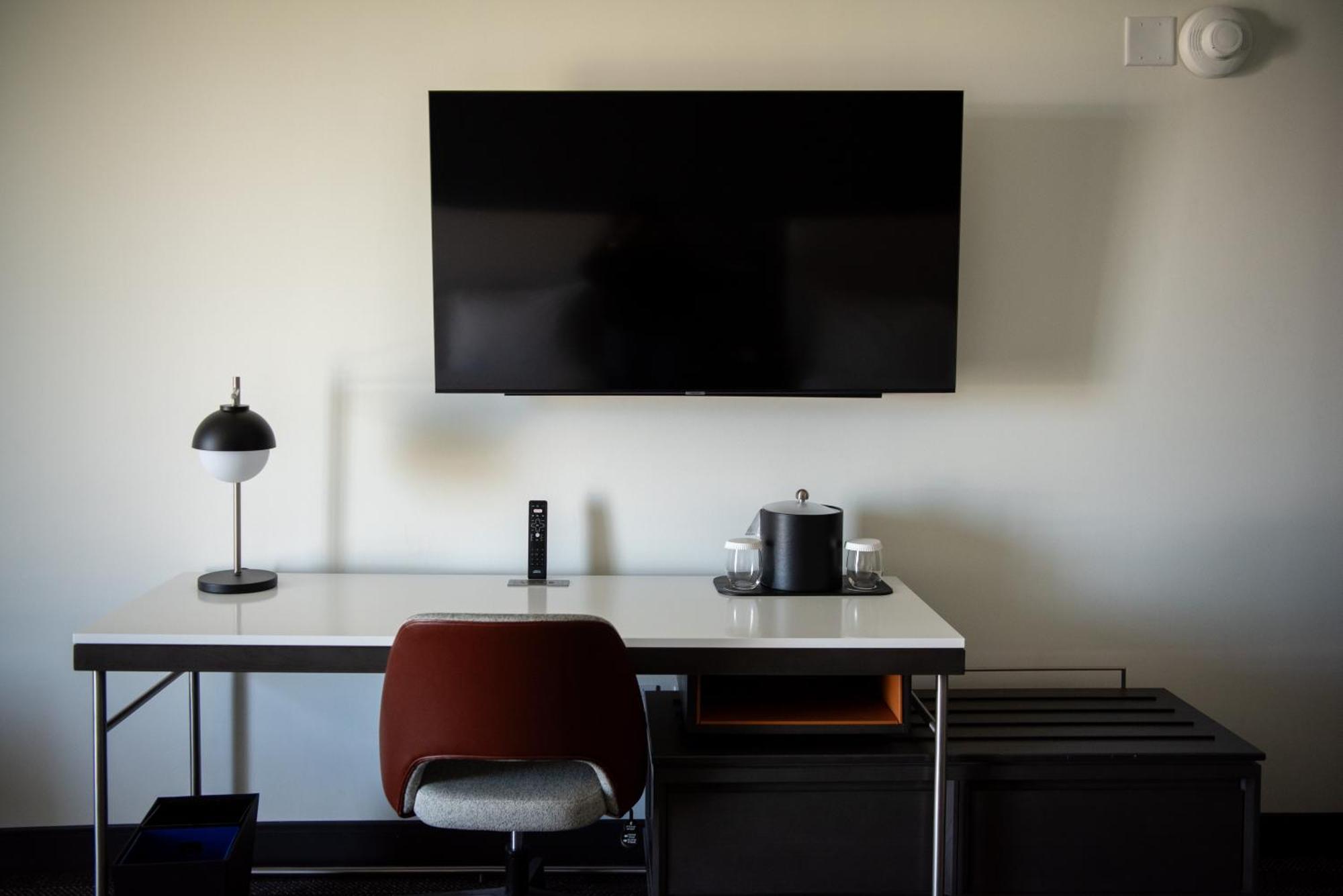 Courtyard By Marriott Lake City Buitenkant foto