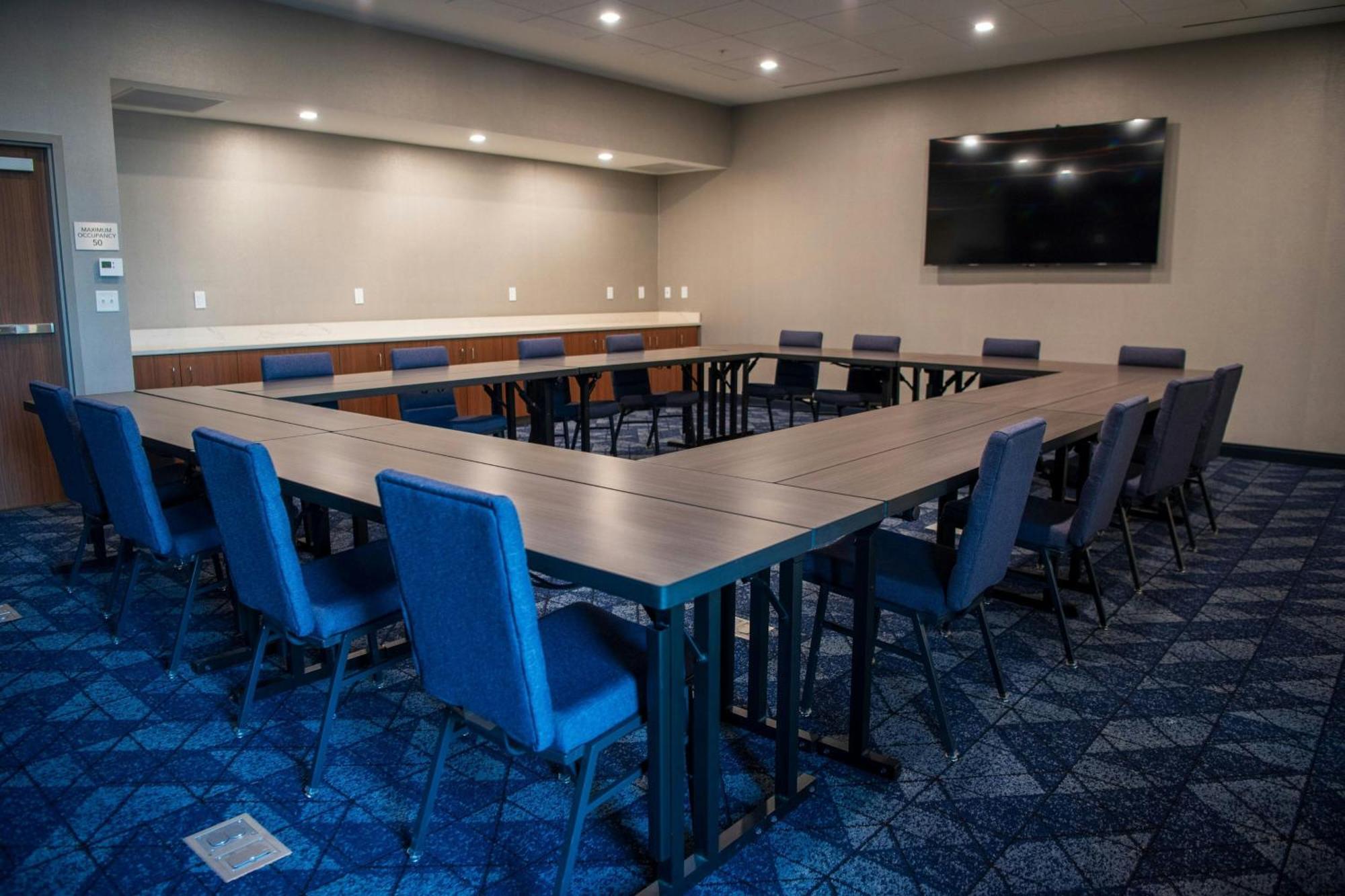 Courtyard By Marriott Lake City Buitenkant foto